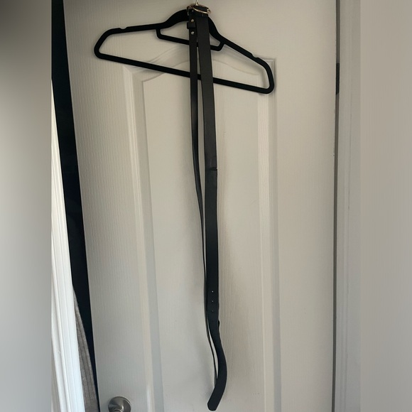 2 black belts (the damaged one is free with purchase if you’d like it) - Picture 1 of 4